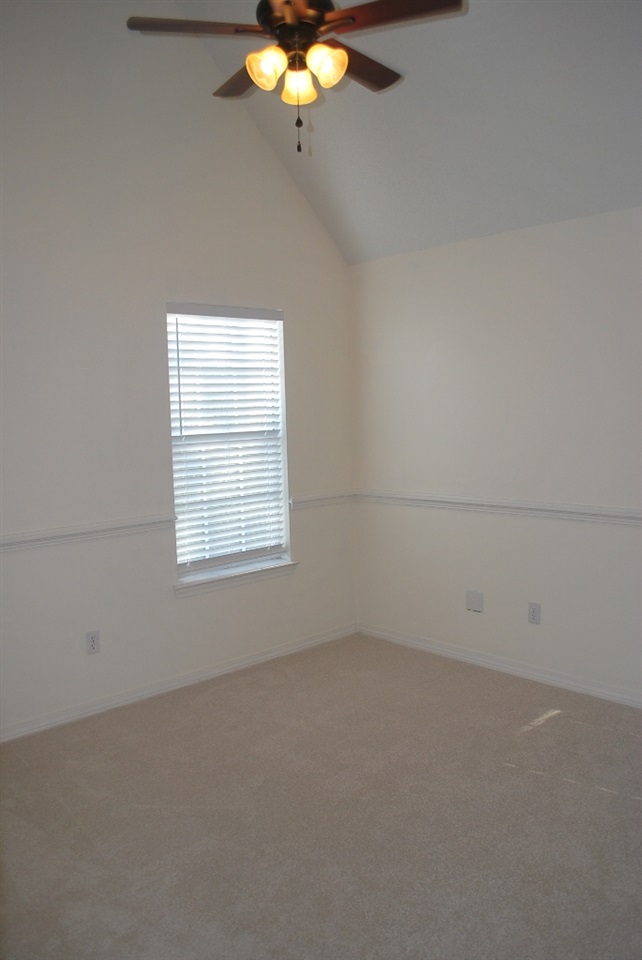 142 Robbins Boulevard Daphne, AL 36526 - Photo 32 of 39 Bedroom 2