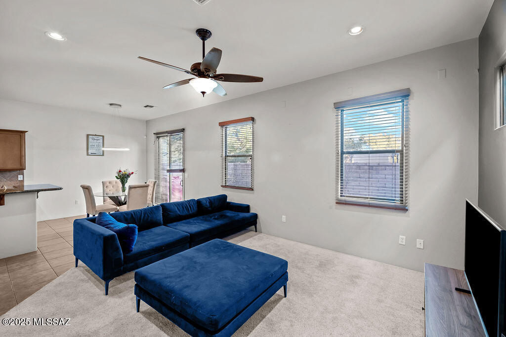 213 East Croydon Park Road Tucson, AZ 85704 - Photo 10 of 43