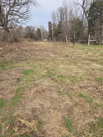 $135,900 | 11763 State Highway, Elkland, MO 65644