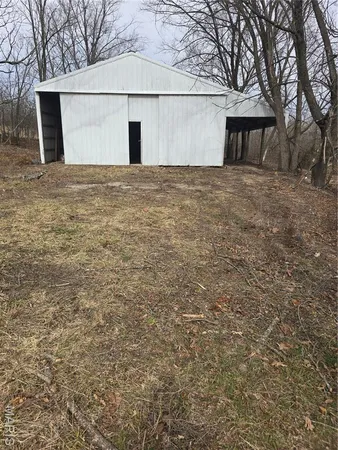 $135,900 | 11763 State Highway, Elkland, MO 65644