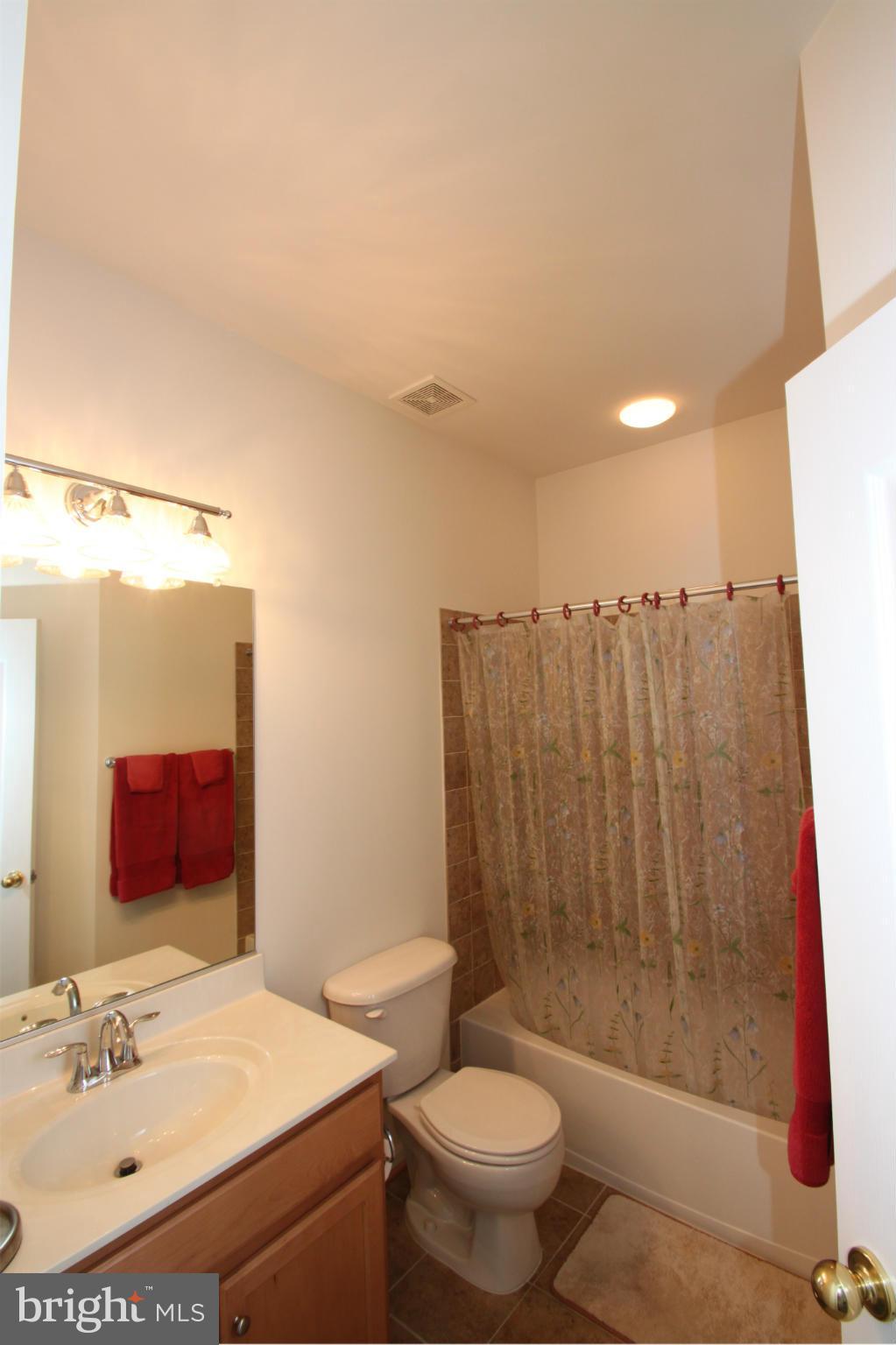 600 Hunters Road Culpeper, VA 22701 - Photo 17 of 22 Bath
