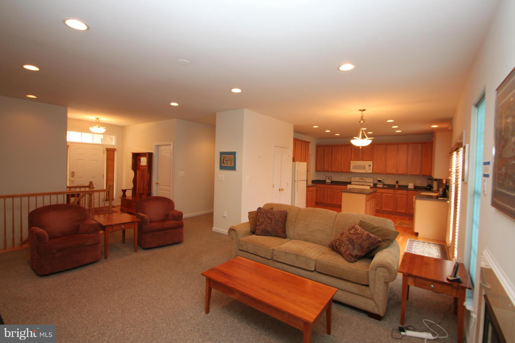 600 Hunters Road Culpeper, VA 22701 - Photo 8 of 22 Living Room