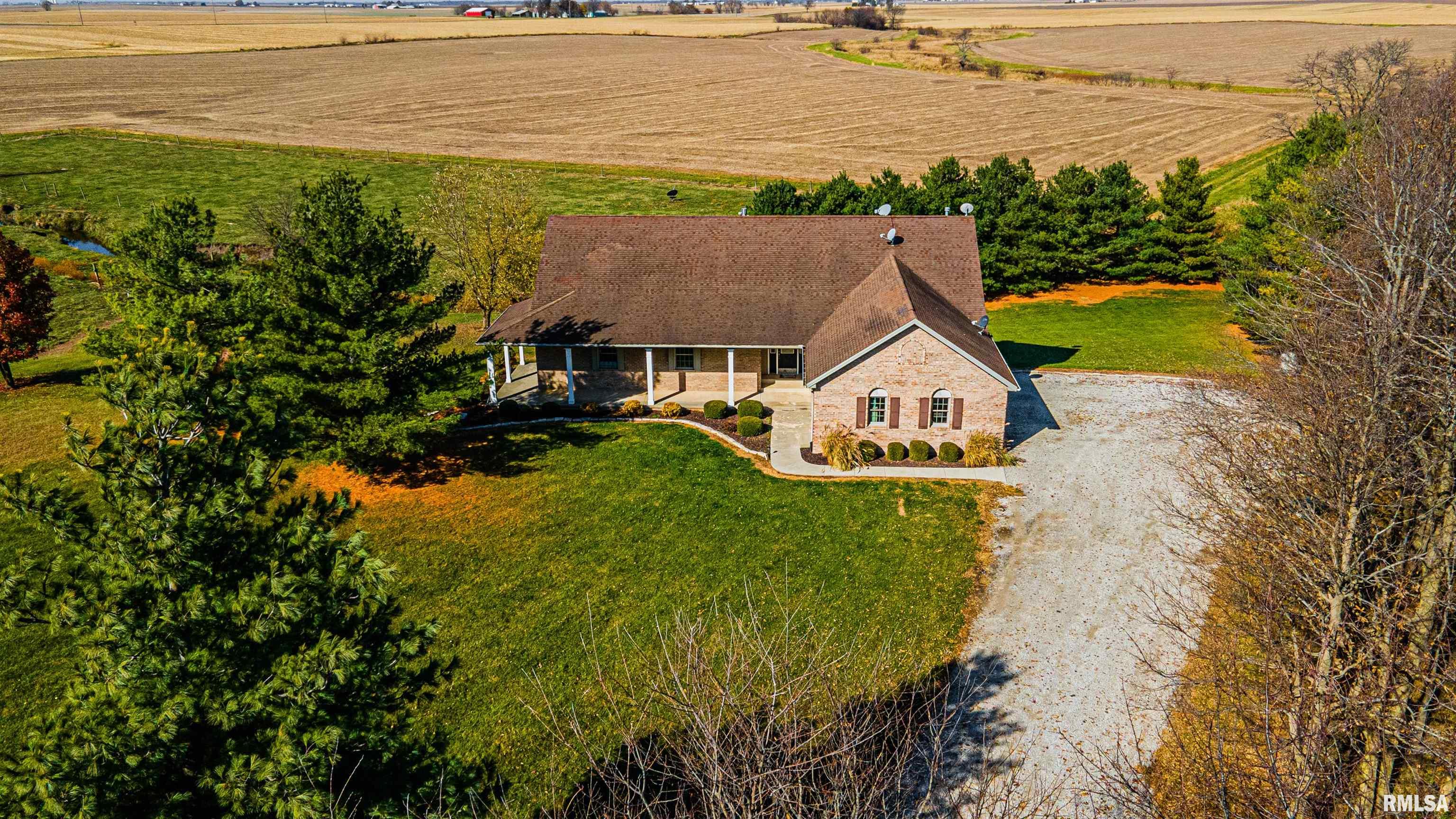 29476 Center Road Armington, IL 61721 - Photo 1 of 41