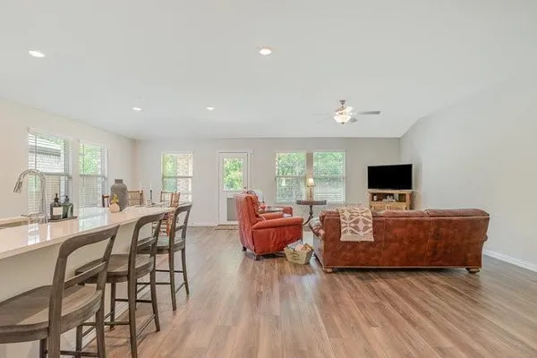 $2,195 | 5017 Bailey Way, Royse City, TX 75189
