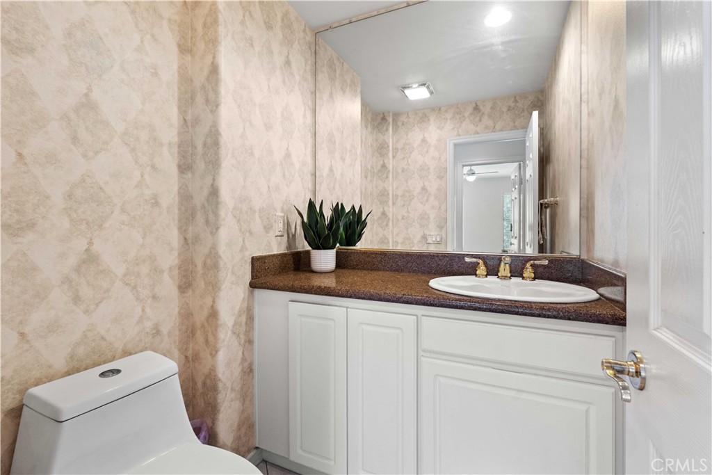 27053 Island Road Valencia, CA 91355 - Photo 25 of 57 Downstairs Powder Room