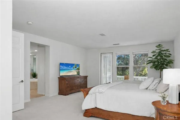 $1,599,000 | 27053 Island Road, Valencia, CA 91355