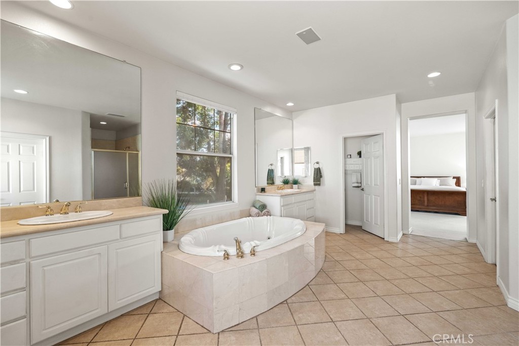 27053 Island Road Valencia, CA 91355 - Photo 34 of 57 Primary Bath with Lake View