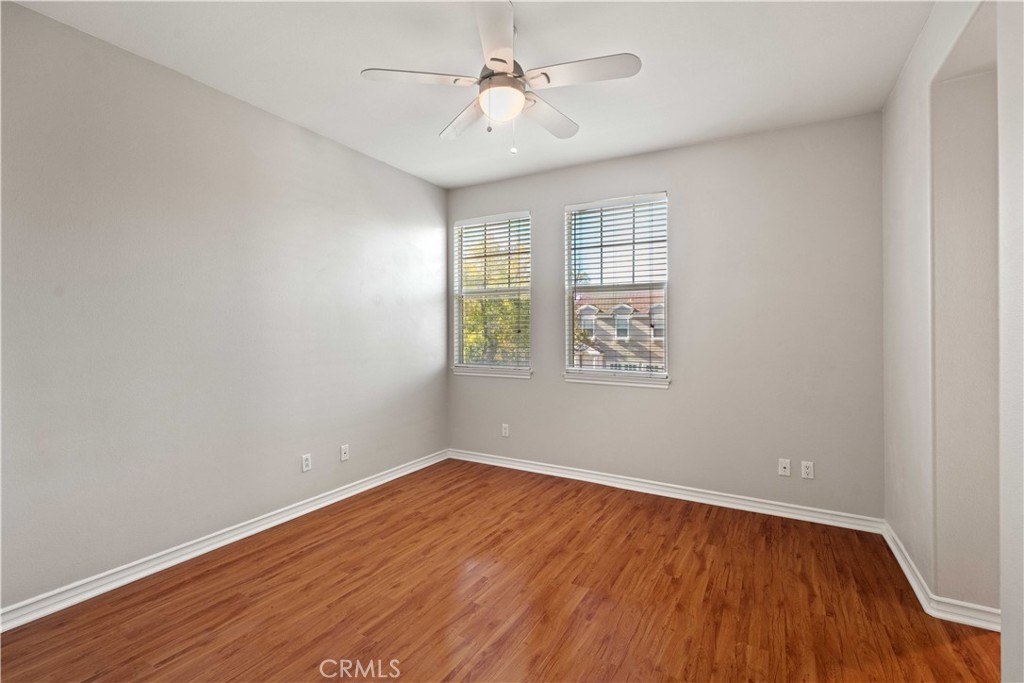 27053 Island Road Valencia, CA 91355 - Photo 42 of 57 Upper Bedroom