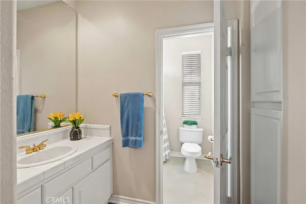 $1,599,000 | 27053 Island Road, Valencia, CA 91355