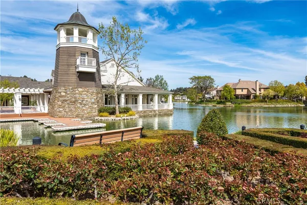 $1,599,000 | 27053 Island Road, Valencia, CA 91355