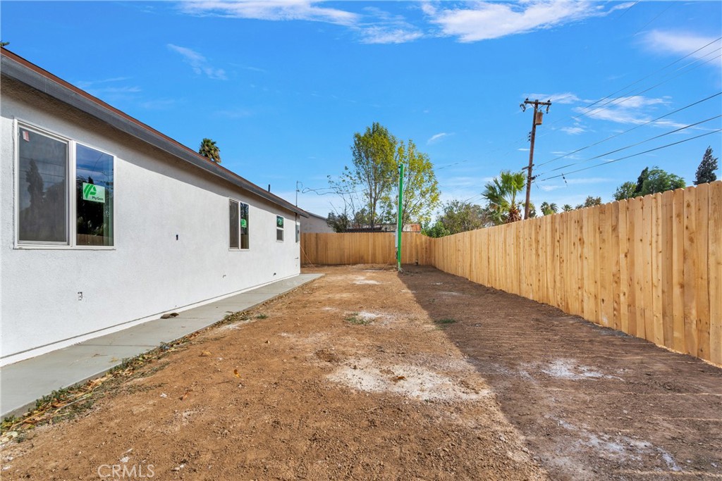 3308 Cannes Avenue Riverside, CA 92501 - Photo 30 of 38 a view of a backyard