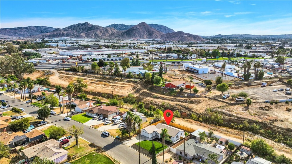 3308 Cannes Avenue Riverside, CA 92501 - Photo 31 of 38 an aerial view of residential house and outdoor space