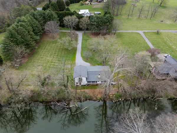 $999,900 | 284 Smokeford Road, Murphy, NC 28906