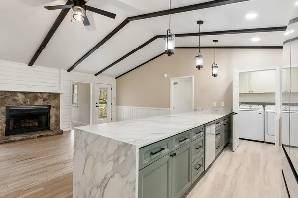 $999,900 | 284 Smokeford Road, Murphy, NC 28906