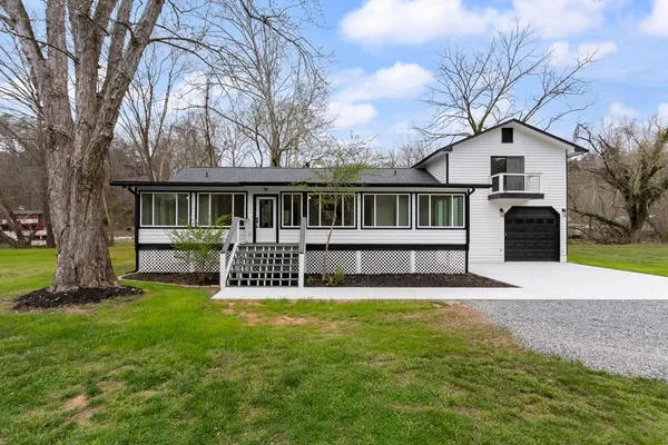 $999,900 | 284 Smokeford Road, Murphy, NC 28906