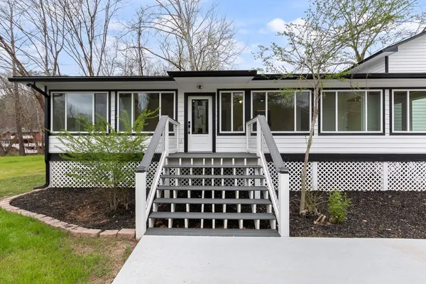 $999,900 | 284 Smokeford Road, Murphy, NC 28906