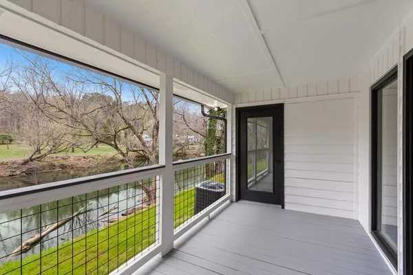 $999,900 | 284 Smokeford Road, Murphy, NC 28906