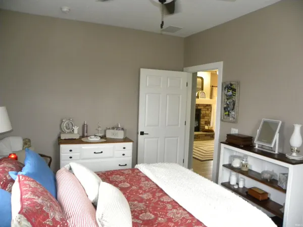 $489,900 | 3401 Mitten Road, Bowling Green, IN 47833