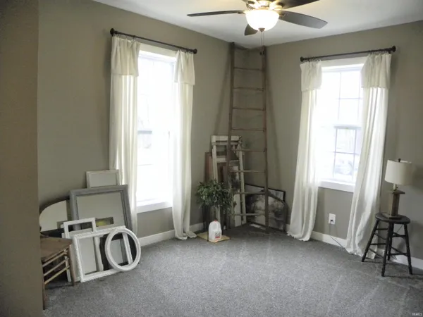 $489,900 | 3401 Mitten Road, Bowling Green, IN 47833