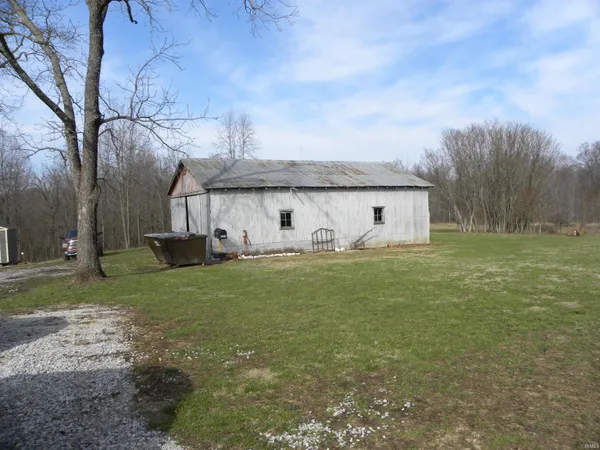 $489,900 | 3401 Mitten Road, Bowling Green, IN 47833