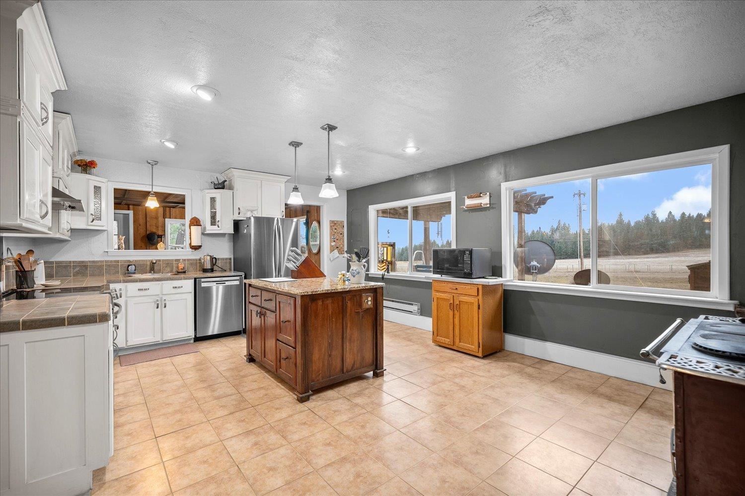 11006 East Boundary Road Elk, WA 99009 - Photo 19 of 50