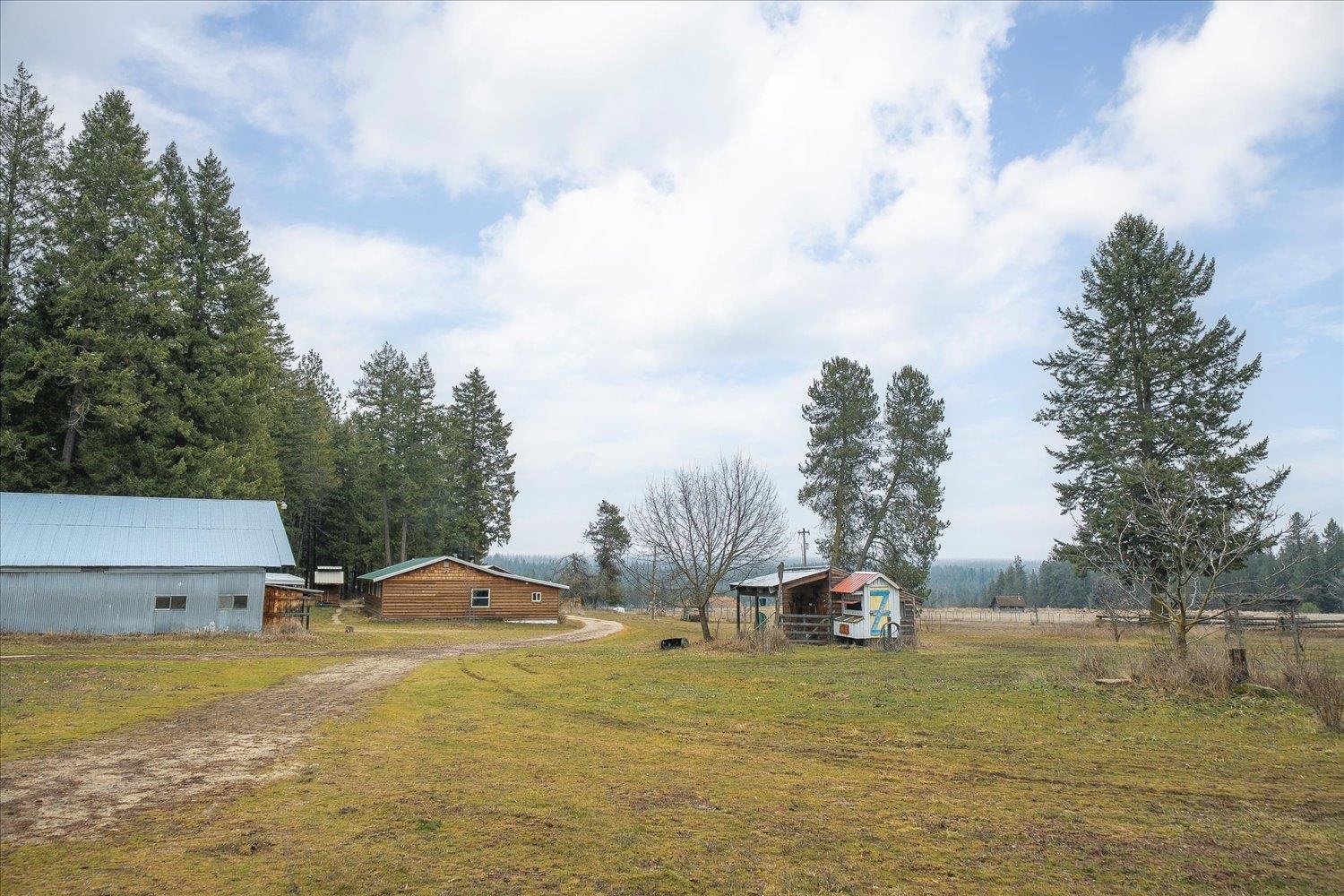 11006 East Boundary Road Elk, WA 99009 - Photo 40 of 50