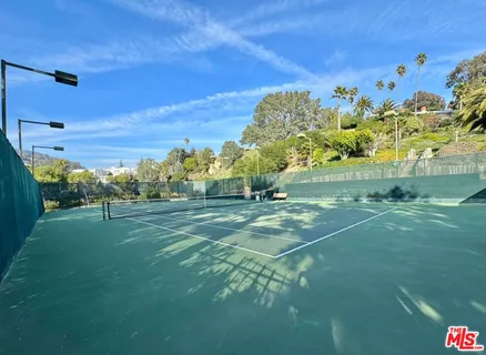 $7,500 | 17366 Sunset Boulevard, Unit 105, Pacific Palisades, CA 90272