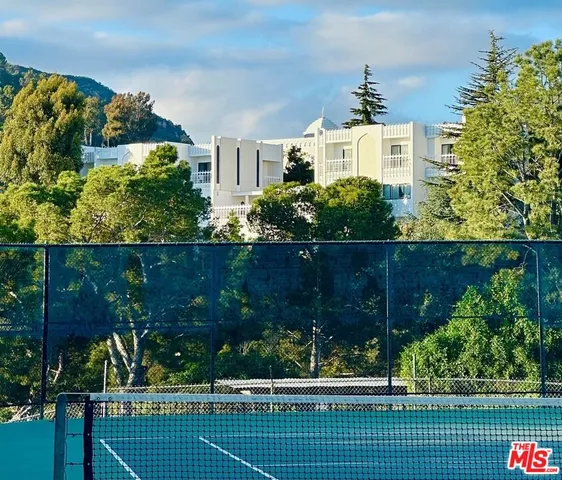 $7,500 | 17366 Sunset Boulevard, Unit 105, Pacific Palisades, CA 90272