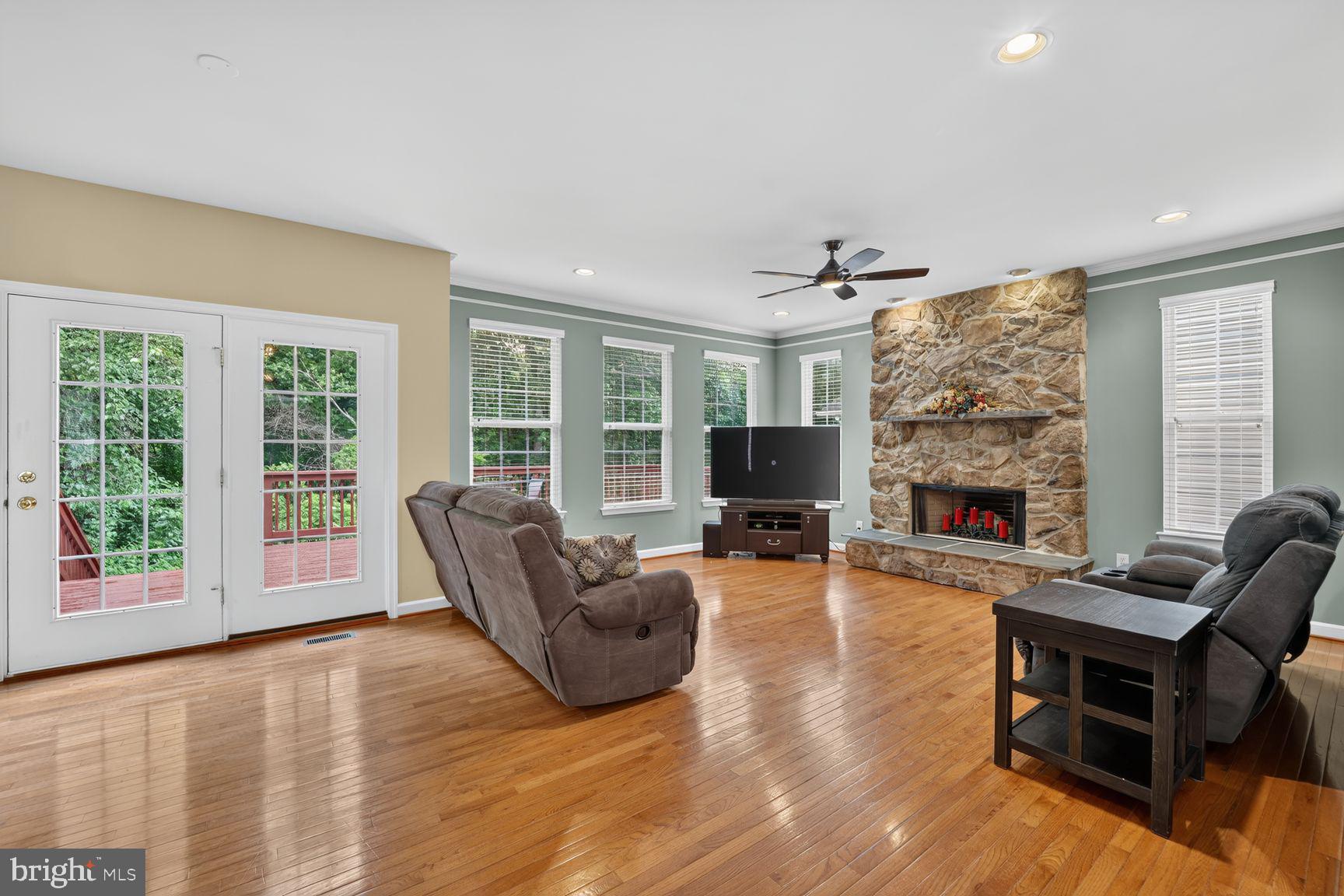 9957 Guilford Road Jessup, MD 20794 - Photo 9 of 37 Family Room off Eat In Kitchen