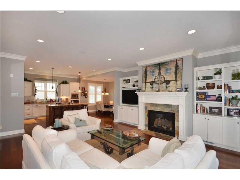2296 Shaftesbury Road Carmel, IN 46032 - Photo 5 of 22 Gallery Image 5