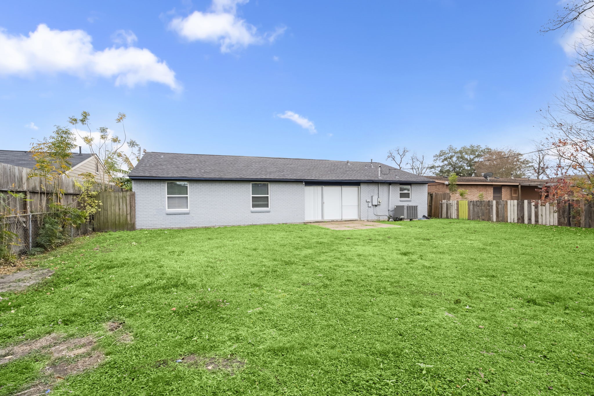 4426 Brookfield Drive Houston, TX 77045 - Photo 22 of 25