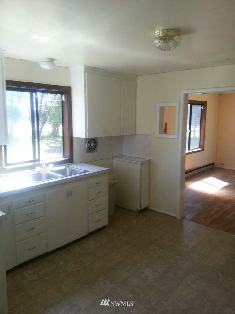 19097 Morrison Road Mount Vernon, WA 98274 - Photo 2 of 9