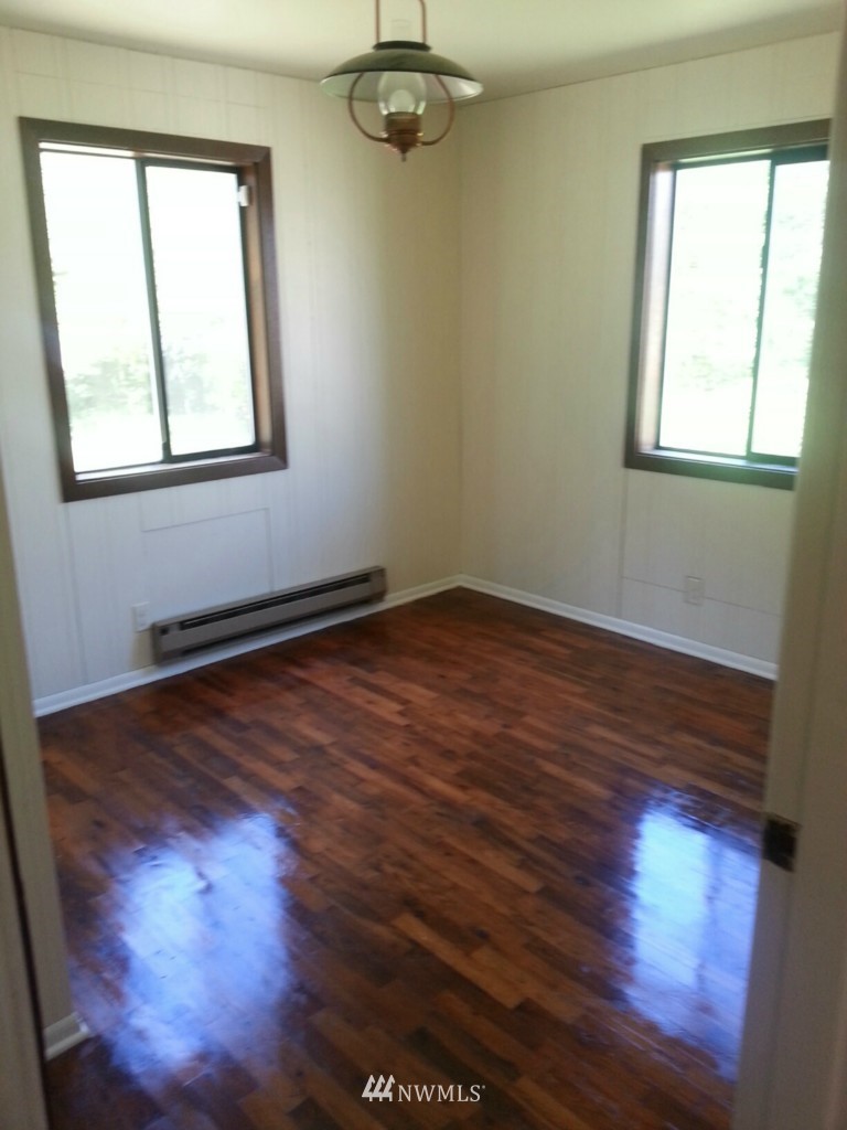 19097 Morrison Road Mount Vernon, WA 98274 - Photo 3 of 9