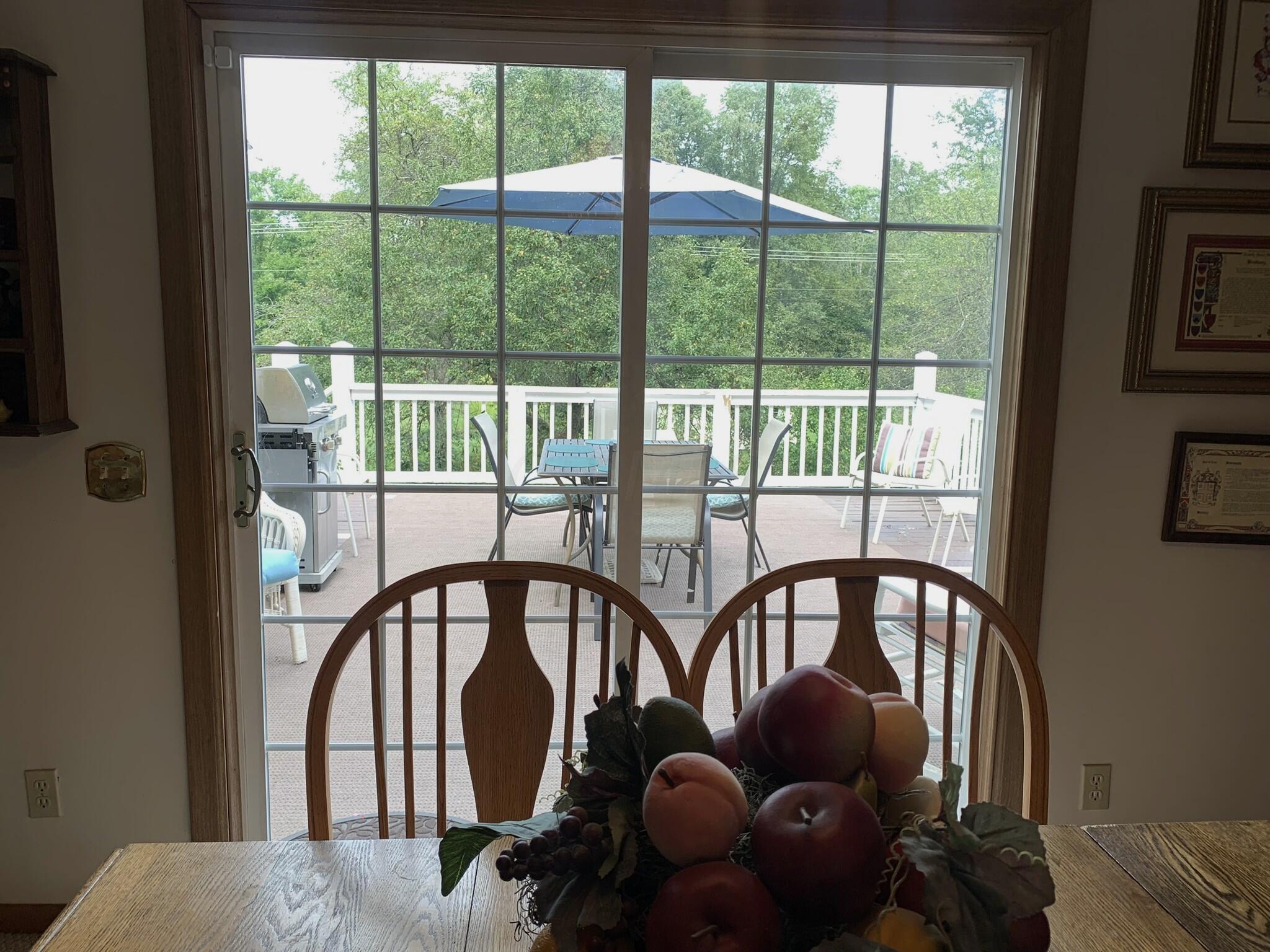 16161 McKenzie Road Mount Vernon, OH 43050 - Photo 11 of 27 Dining to deck