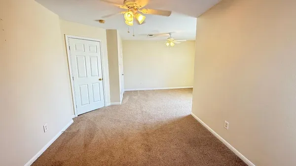 $165,000 | 175 Binnacle Court, Unit B, Willis, TX 77318