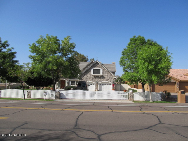11616 South Rural Road Tempe, AZ 85284 - Photo 6 of 10 Great neighbors