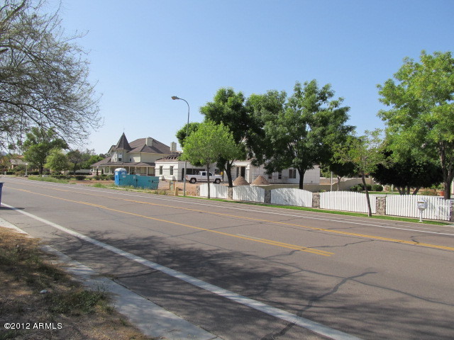 11616 South Rural Road Tempe, AZ 85284 - Photo 7 of 10 Road view in front