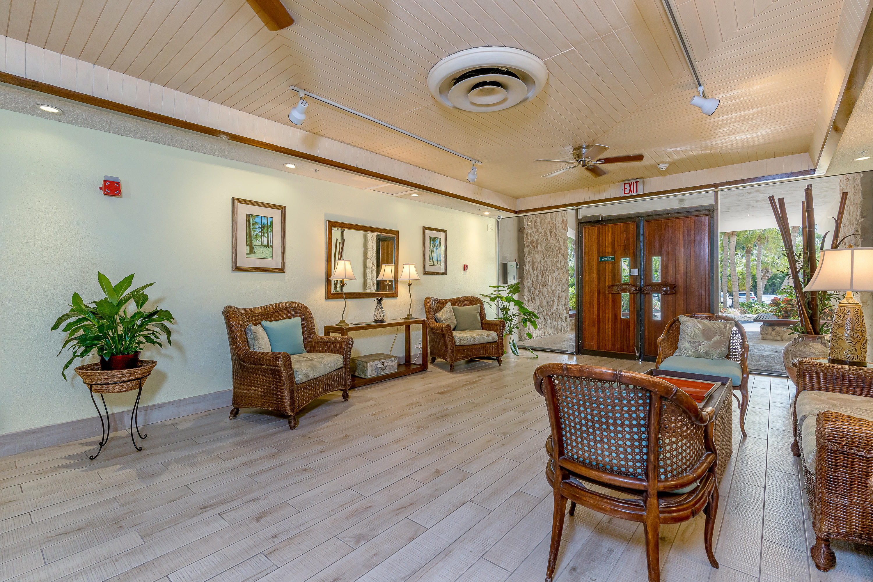 2000 Coco Plum Drive, Unit 203 Marathon, FL 33050 - Photo 35 of 44 Lobby