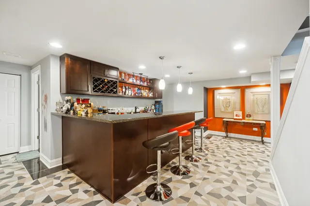 $879,000 | 3584 Tournament Drive, Elgin, IL 60124