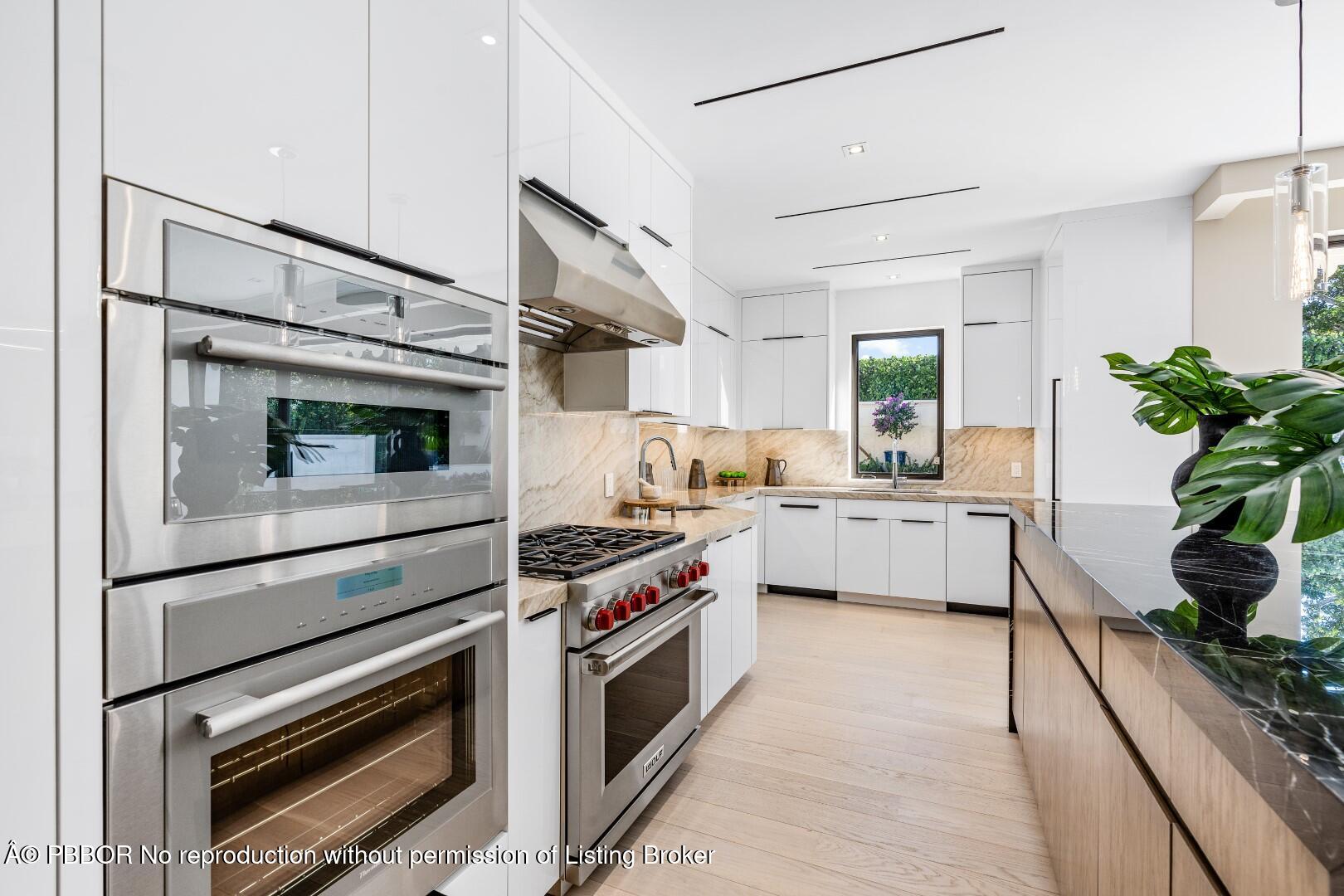 150 El Vedado Road Palm Beach, FL 33480 - Photo 18 of 77 Kitchen