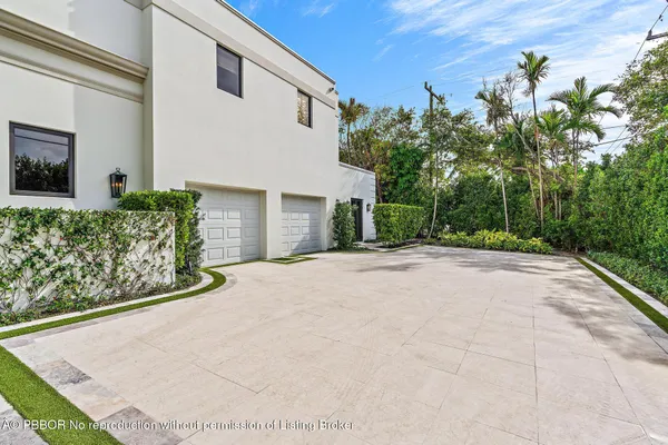 $100,000 | 150 El Vedado Road, Palm Beach, FL 33480