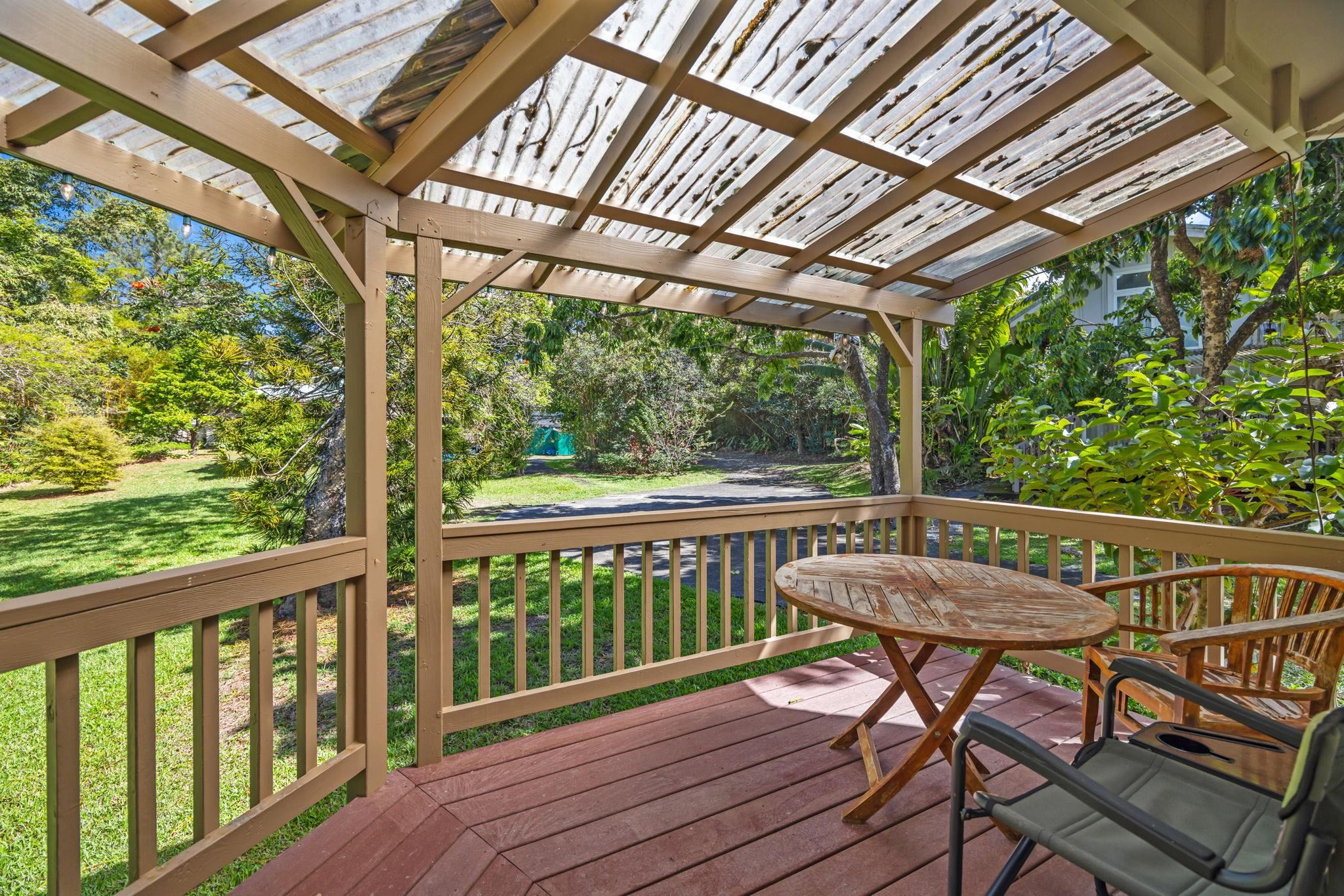 620 Awalau Road Haiku, HI 96708 - Photo 42 of 50 a view of porch with a table and a chairs