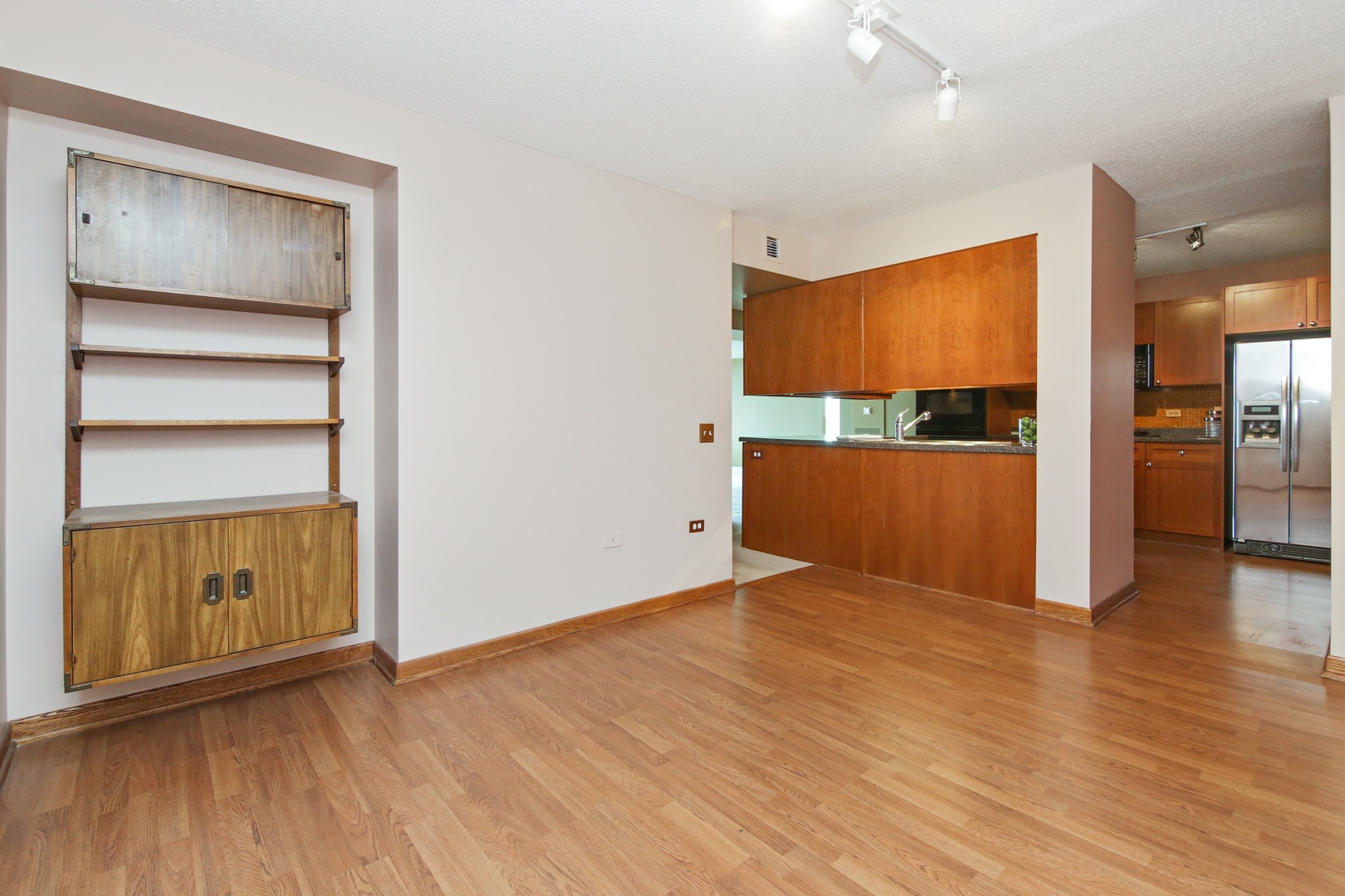 1720 Maple Avenue, Unit 950 Evanston, IL 60201 - Photo 12 of 25