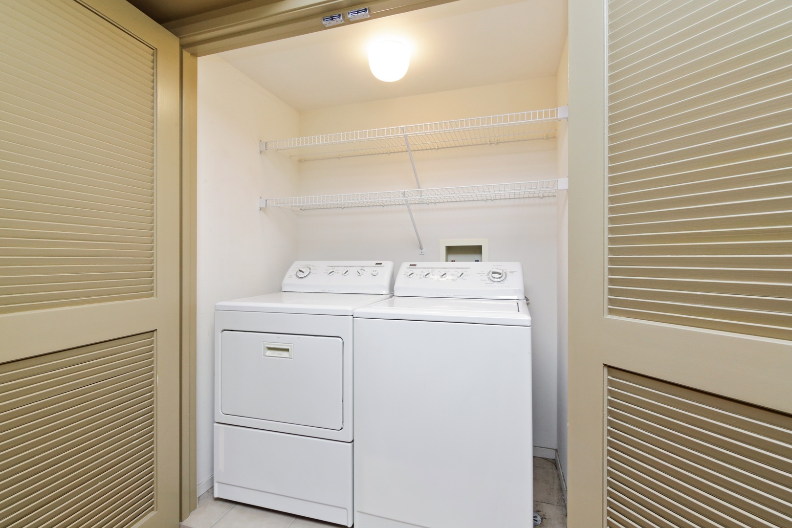 1720 Maple Avenue, Unit 950 Evanston, IL 60201 - Photo 13 of 25