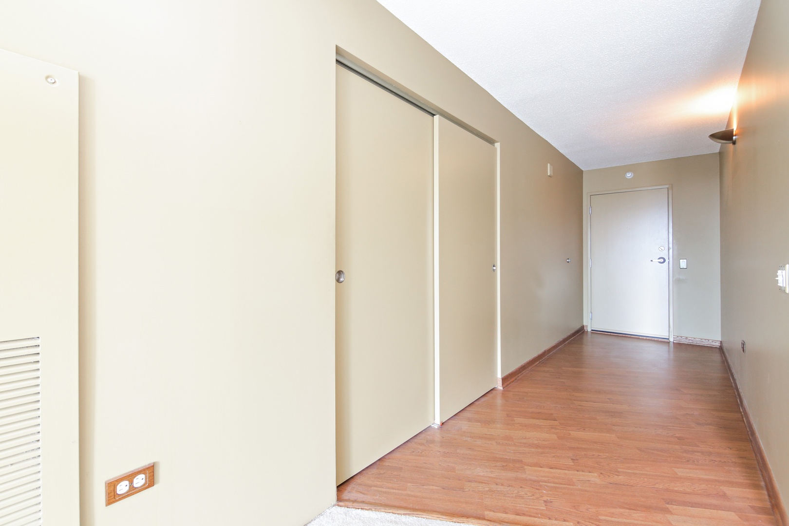 1720 Maple Avenue, Unit 950 Evanston, IL 60201 - Photo 3 of 25