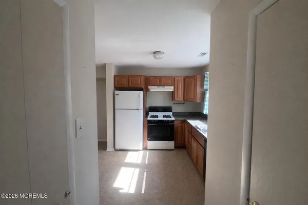 $1,800 | 16 Pin Oak Lane, Little Egg Harbor, NJ 08087