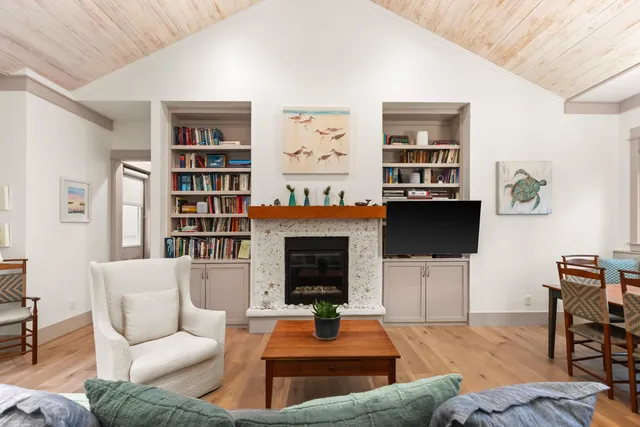 $1,799,000 | 321 Seabreeze Boulevard, Seacrest, FL 32461