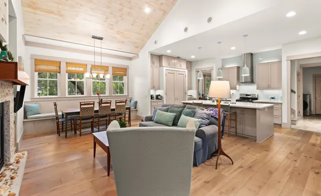 $1,799,000 | 321 Seabreeze Boulevard, Seacrest, FL 32461