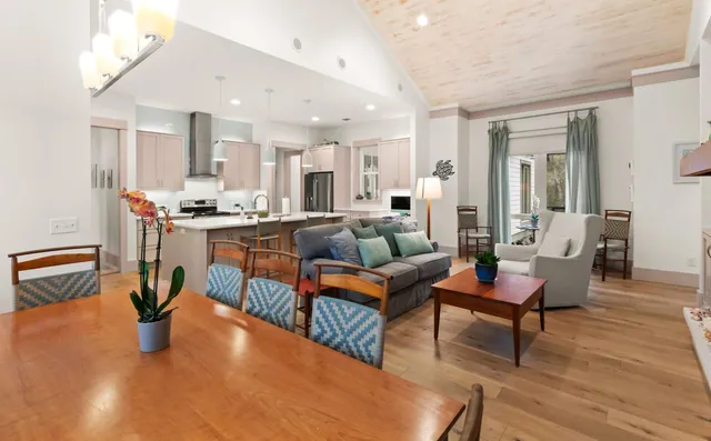 $1,799,000 | 321 Seabreeze Boulevard, Seacrest, FL 32461