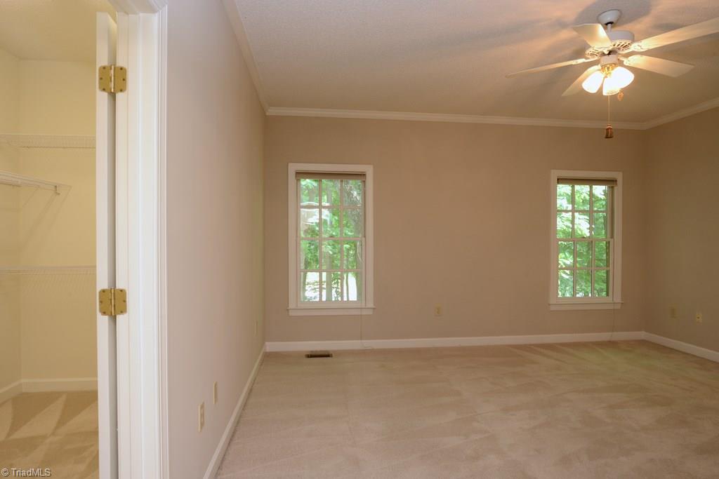 918 Flicker Lane High Point, NC 27262 - Photo 23 of 27 Gallery Image 23